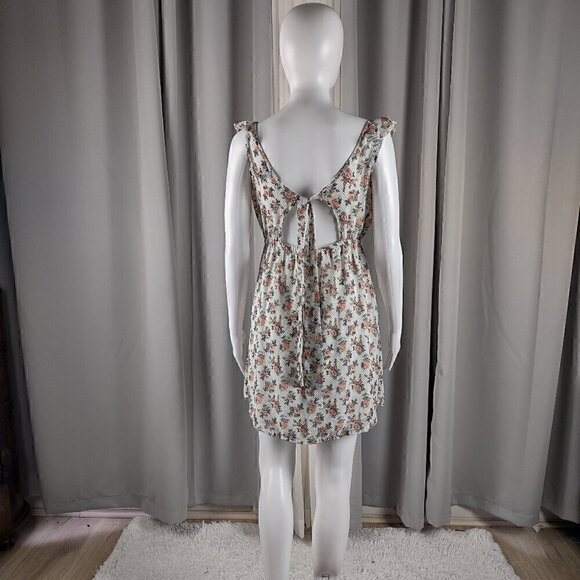 Rue21 Women's White, Blue, Green Floral Print Open Back Mini Dress Size M. - Picture 3 of 10